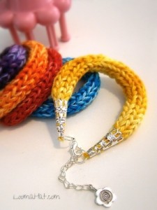 Friendship-bracelet