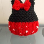 loom-knit-minnie-mouse-hat