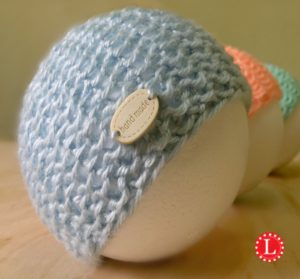 Baby hat on a loom Newborn