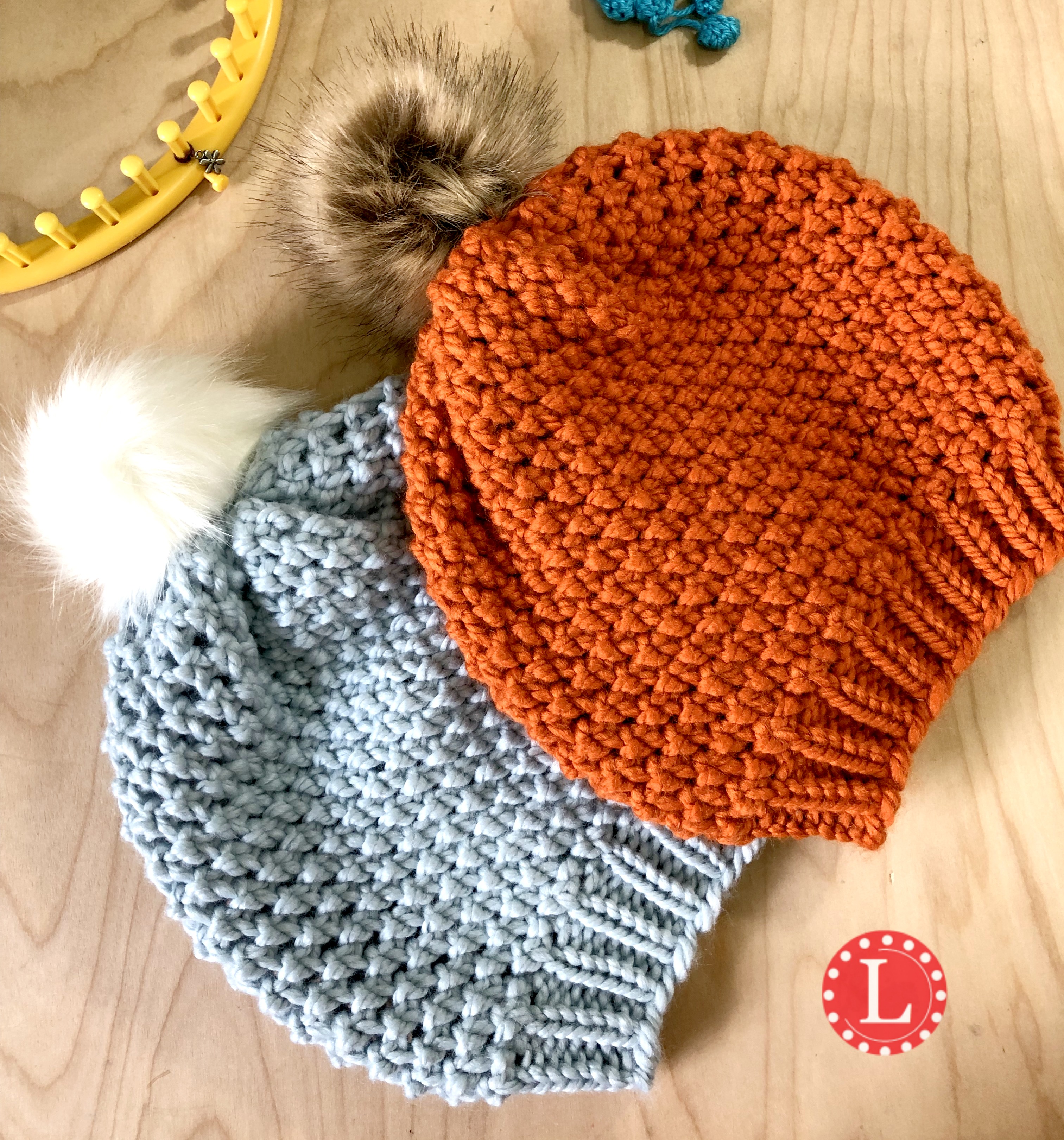 Loom Knitting PATTERNS Pom Pom Scarf With Step by Step Video Tutorial  Loomahat 