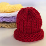 Loom Knit Newborn Hat Free Pattern and Video