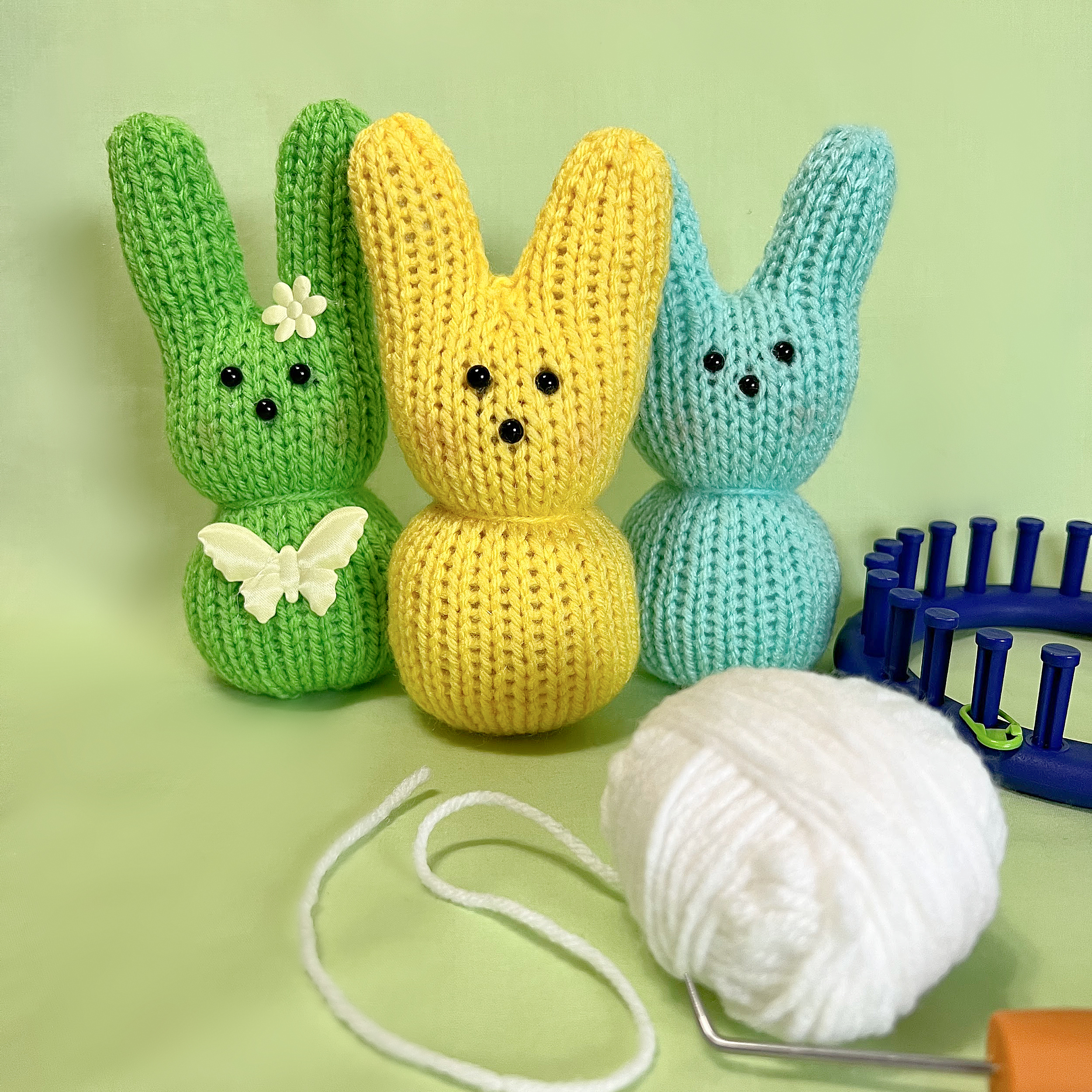 Loom Knit Easter Marshmallow Bunny aka Peeps made with 24 Peg Loom
