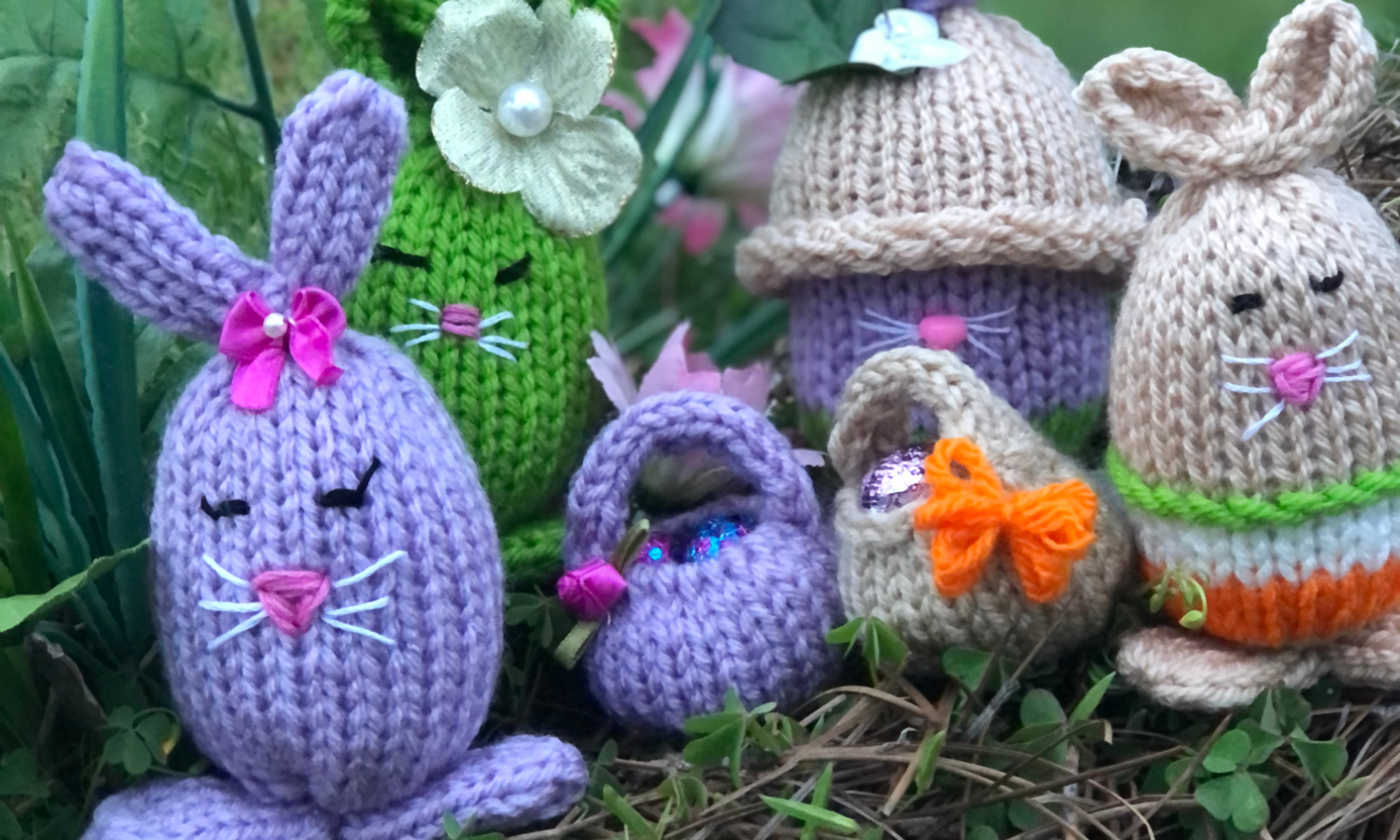 Loom Knit Easter Egg Bunny with Basket Pattern